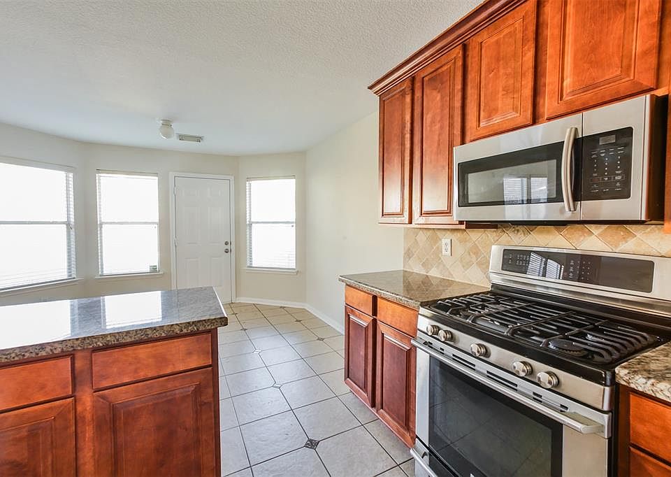 1st image of 17138 Plaistow Ct