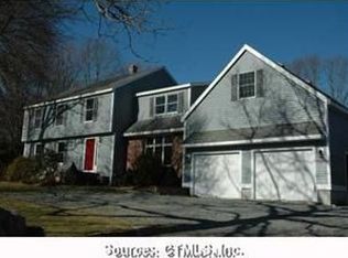 72 Asher Ave, Pawcatuck, CT 06379