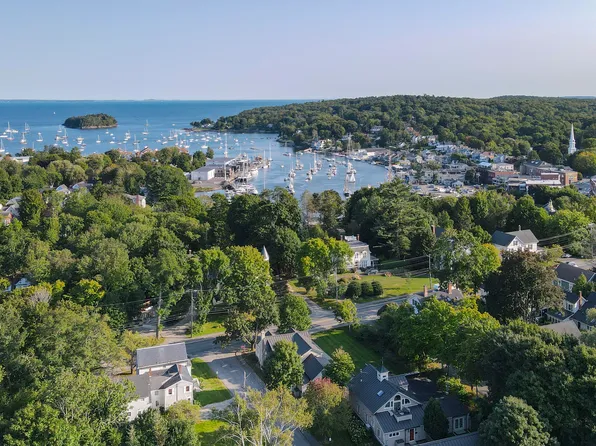 12 High Street, Camden, ME 04843