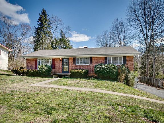 2nd image of 451 Belmont Dr