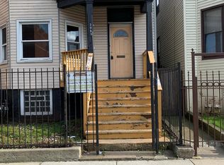 3053 E 79th St, Chicago, IL 60649