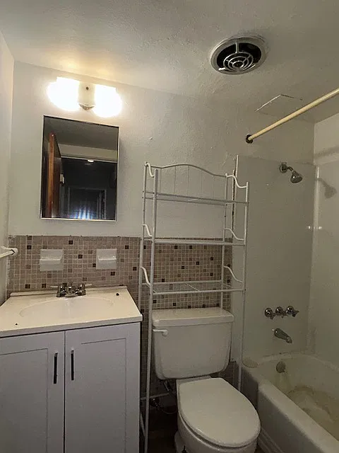 2 bed, $850 — Photo 3