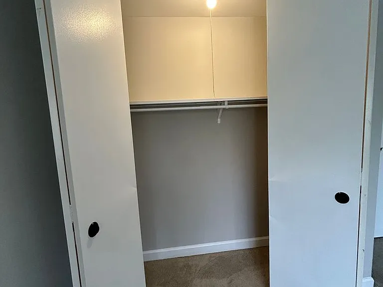 Candlelite Apartments — Photo 107