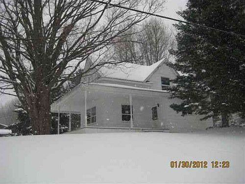 1st image of 2811 Railroad St