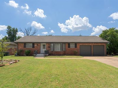 2612 Chaucer Dr, The Village, OK, 73120