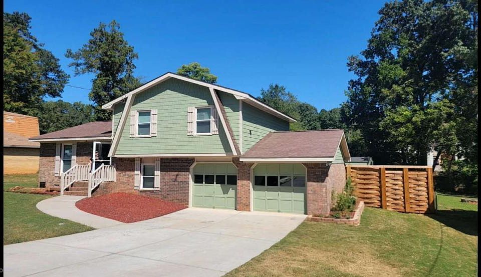 1st image of 371 Amberwood Dr