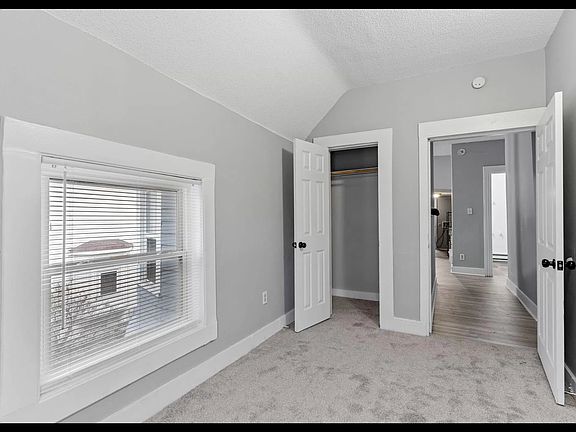 5th image of 738 Wilson Ave #2