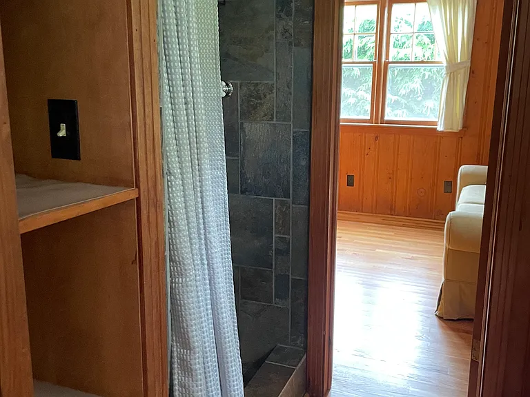 23 Epworth Way #E — Photo 11