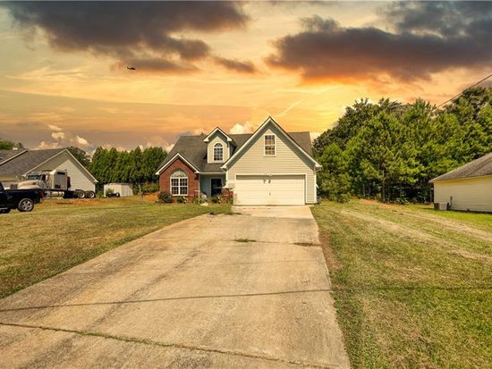 1061 Grimes St, Greensboro, GA 30642