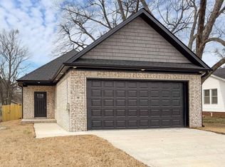 406 N 3rd St, Cabot, AR 72023