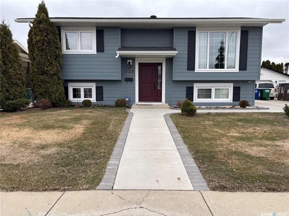 538 Nesbitt LANE, Saskatoon, SK S7L 6K9