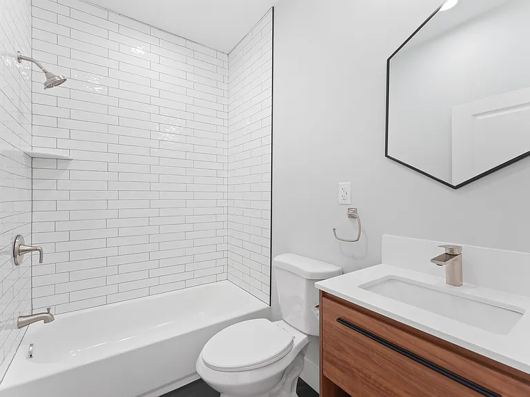 6442 Lansdowne Ave #3 — Photo 10