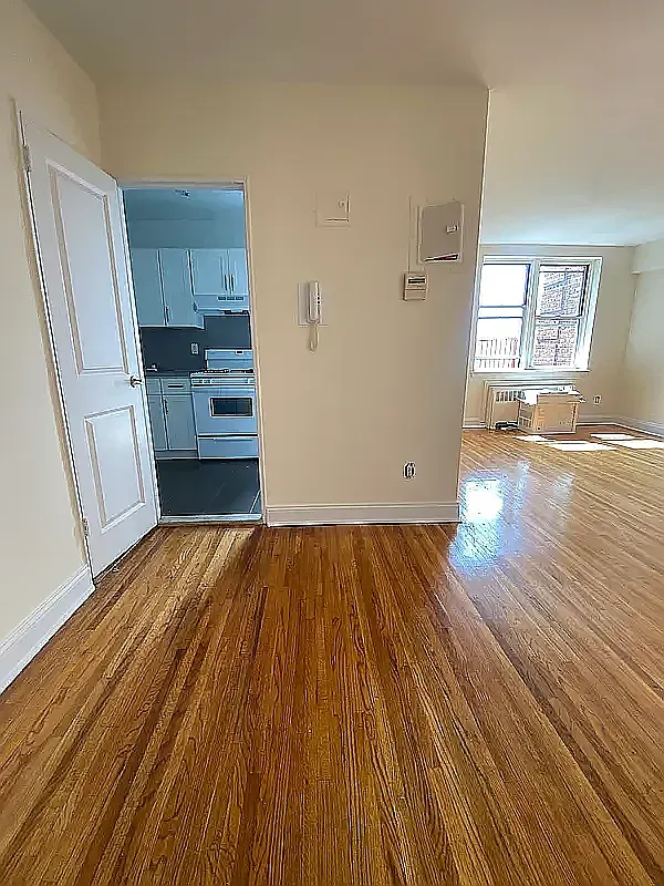 8700 25th Avenue — Photo 1