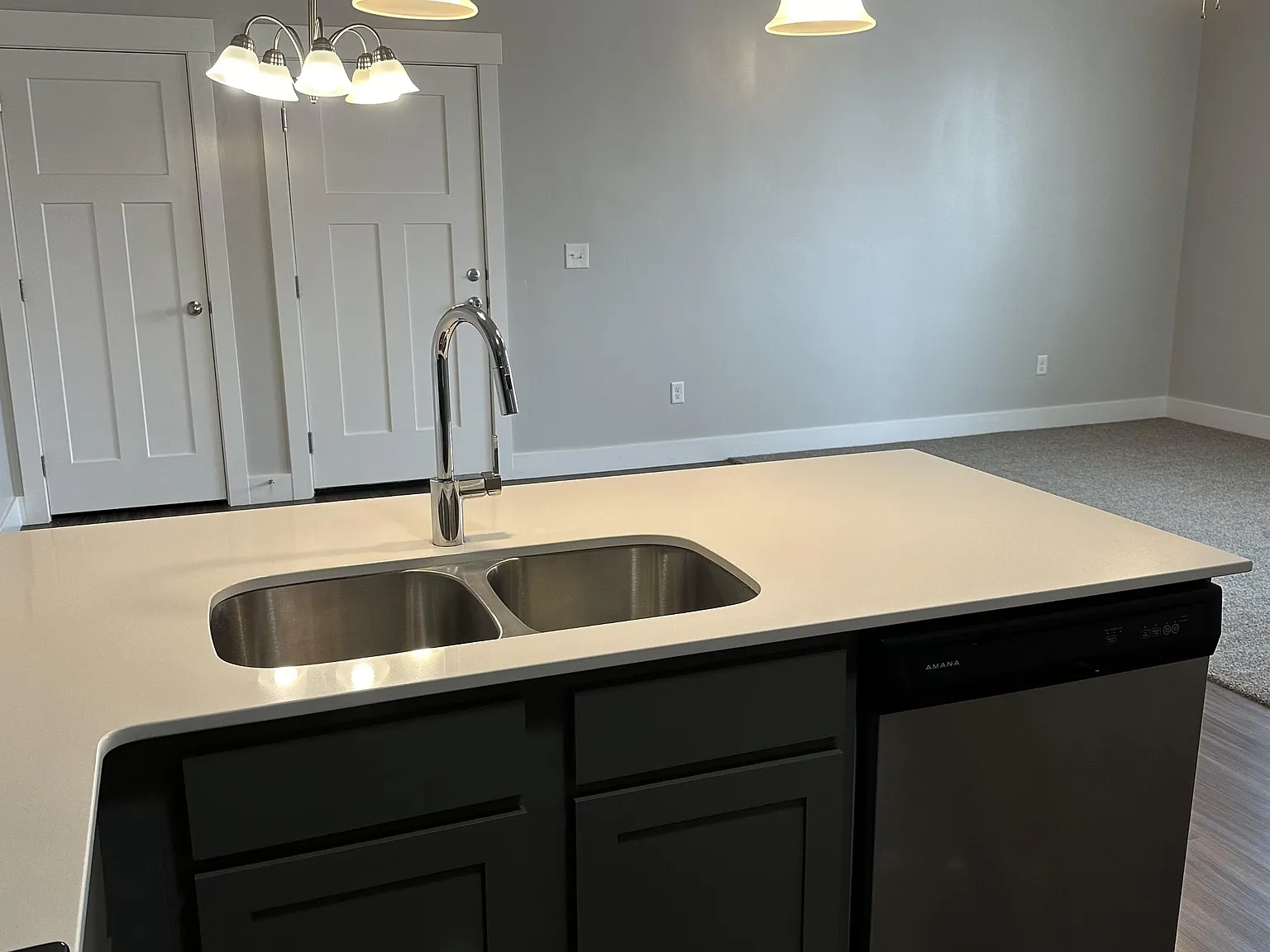 767 N 260 W - 1 — Photo 3
