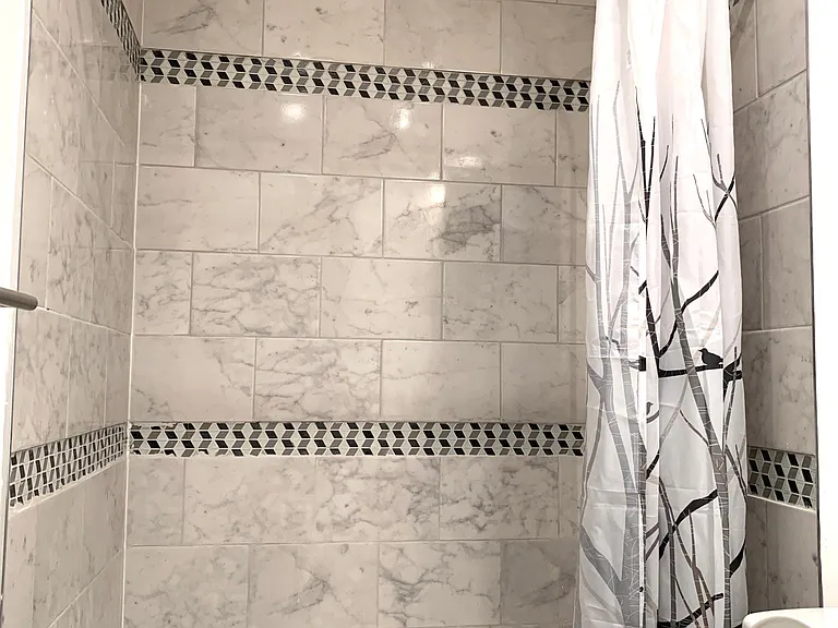 bathroom1