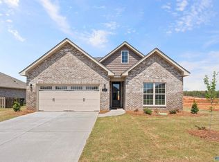 103 Saylor Rose Dr, New Market, AL 35761