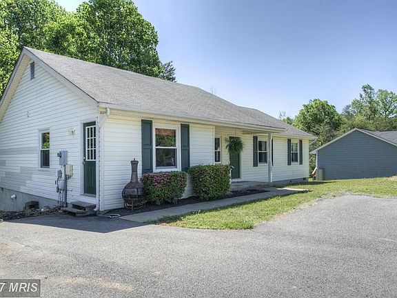 3rd image of 11003 Abbey Ln