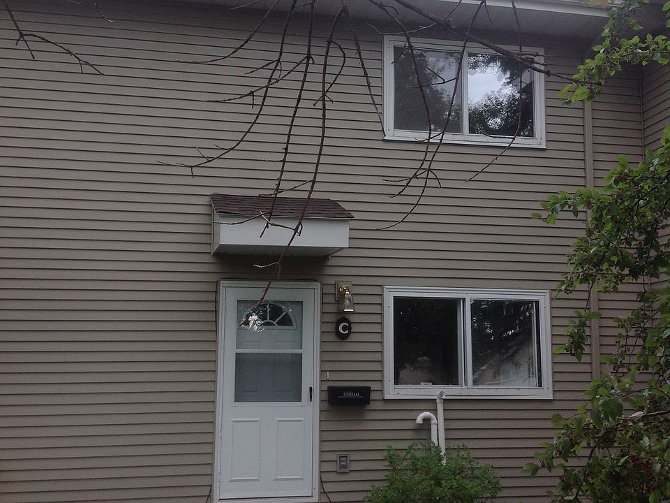 1st image of 2715 Knight Dr