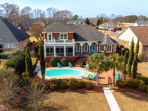 2nd image of 108 Plantation Dr