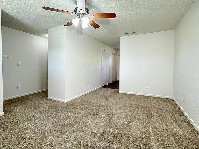 Camellia Trace Apartments — Photo 6