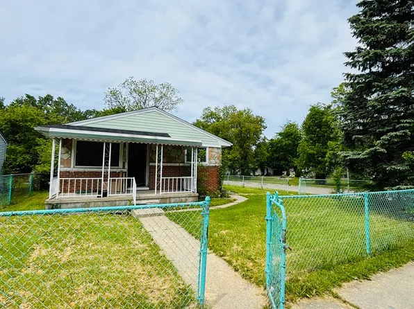 530 Bloomfield Ave, Pontiac, MI 48341