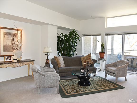 4th image of 526 1st Ave S APT 323