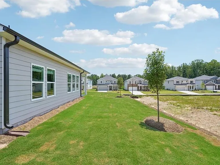 2888 Sweet Red Cir — Photo 15