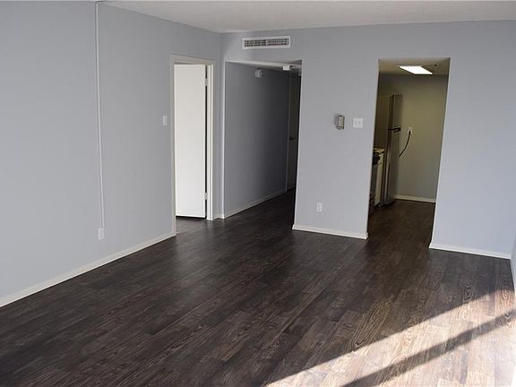 2nd image of 1800 Lavaca St #A-514