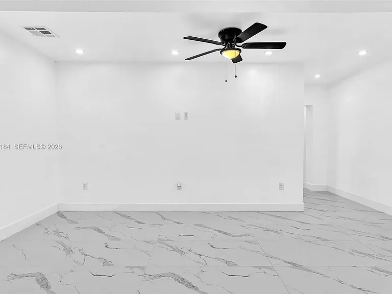 5850 NE 3rd Ave — Photo 8