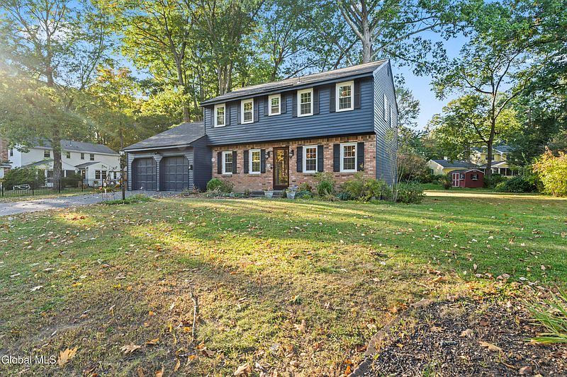 3rd image of 49 Devon Road
