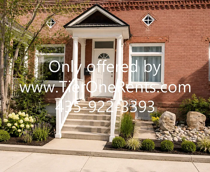 743 E Hawthorne Ave — Photo 1