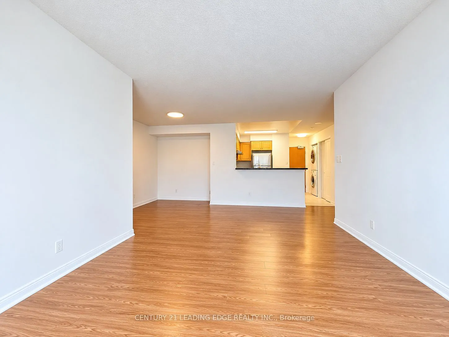 3 bed, $2,900 — Photo 3