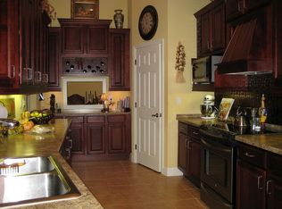 30 Southlake Dr, Palm Coast, FL 32137