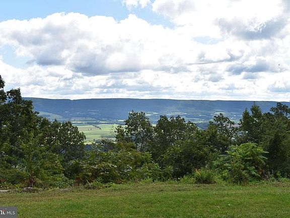 2nd image of 323 S Mountain Top Dr