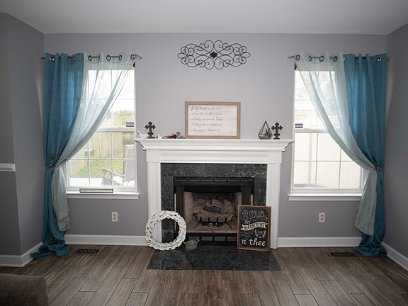 4th image of 124 Dogwood Dr