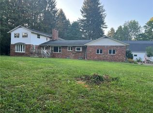 12758 Kinsman Rd, Burton, OH 44021