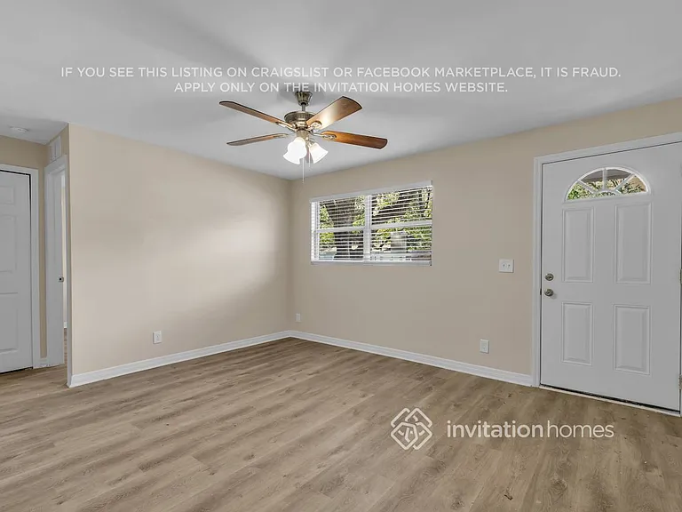 4461 Melvin Cir E — Photo 3