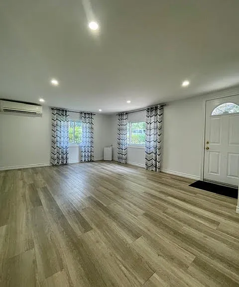 66 Warwick St — Photo 10