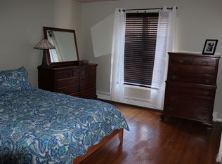 3 Hook Rd, Poughkeepsie, NY 12601