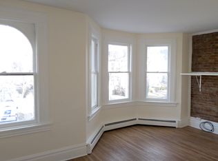 628 Summerlea St APT 2, Pittsburgh, PA 15232