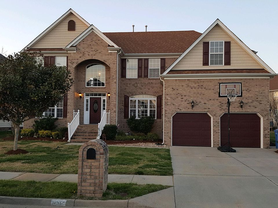 Lovely home in desirable school district!