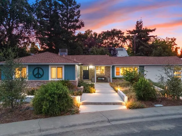 208 Maedell Way, Woodland, CA 95695