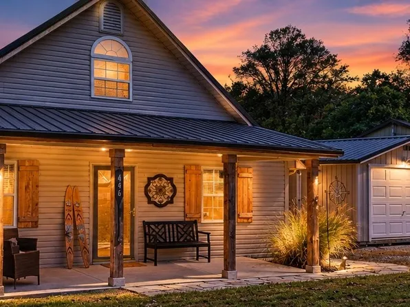 446 Oak Dr, Smithville, TN 37166