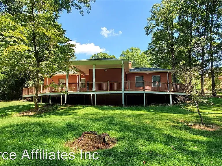625 Coleman St — Photo 22