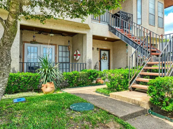 1933 Island Cir APT B113, Kemp, TX 75143
