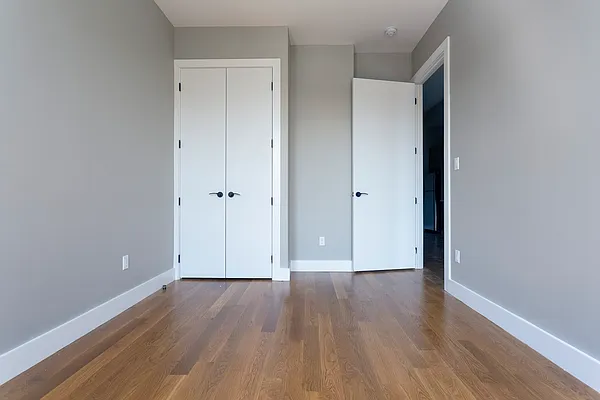 Rented by ERNY LLC | media 7