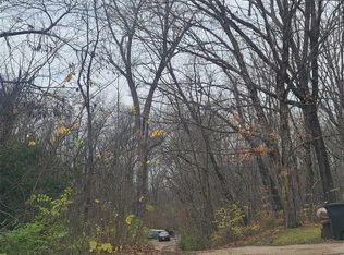 2471 Dewalt Acres Dr, Festus, MO 63028