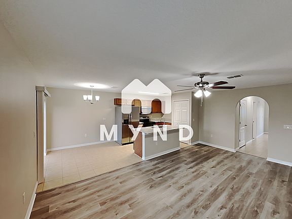 3rd image of 4522 Ashburn Square Dr