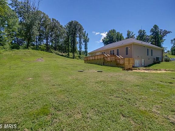 5th image of 10 Fleetwood Farm Ln