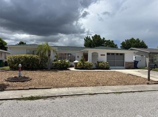7114 Parrot Dr, Port Richey, FL 34668